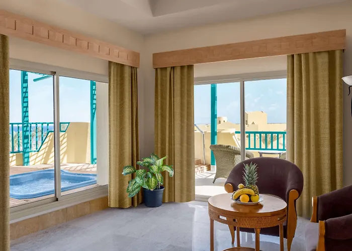 Bayview Heights 5*
