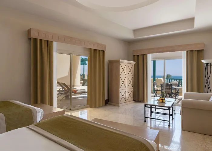 Bayview Heights 5*